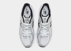 New Balance 740 Women's