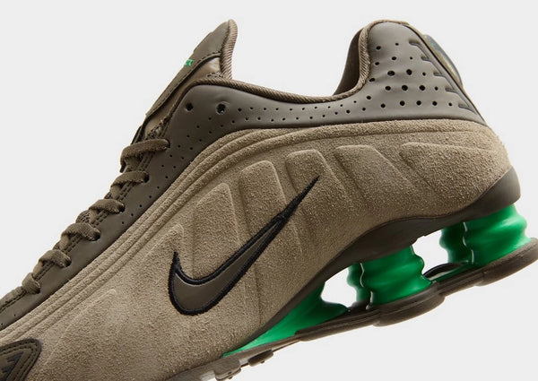 Nike Shox R4 Suede