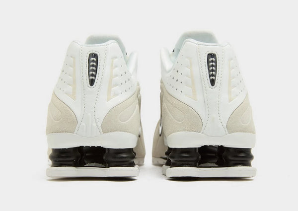 Nike Shox R4 Suede