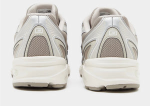 New Balance 740