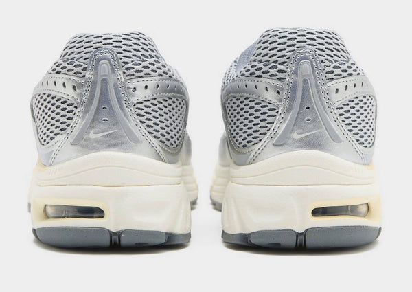 Nike Air Max Moto 2K