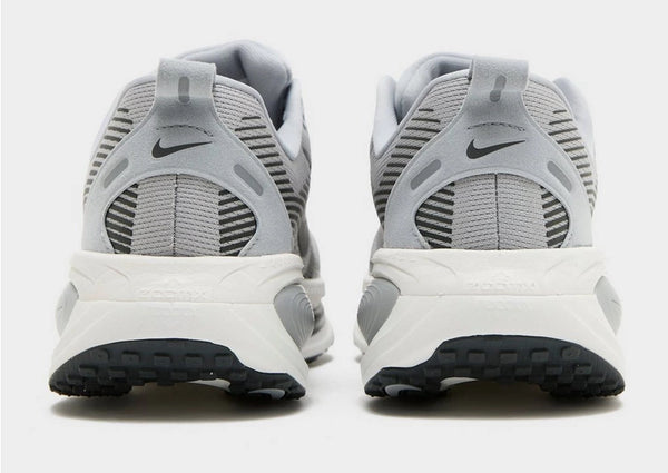 Nike Vomero 18