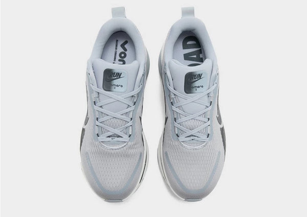 Nike Vomero 18