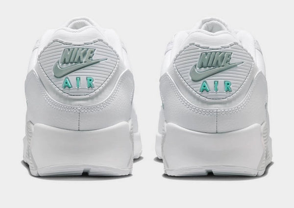 Nike Air Max 90 Women's