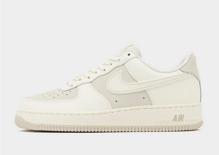 Nike Air Force 1 '07