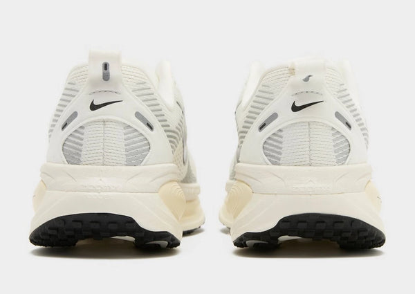 Nike Vomero 18 Women's