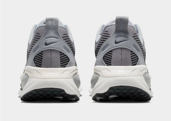 Nike Vomero 18