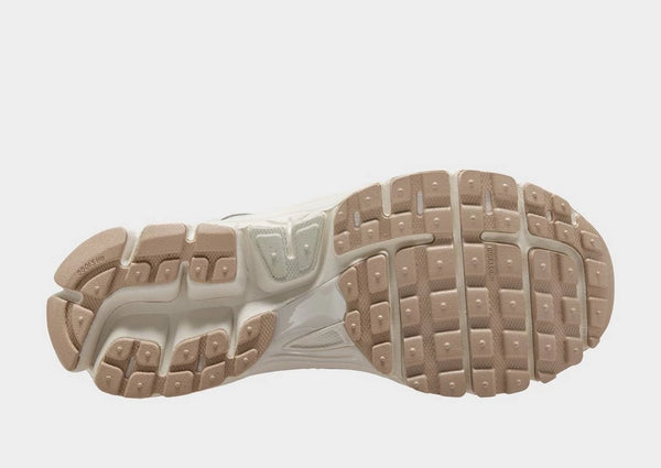 Nike Vomero 5 Women's
