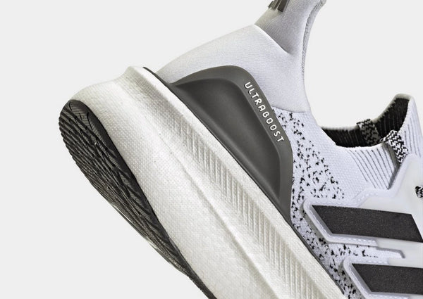 Adidas ULTRABOOST 5 Trainers